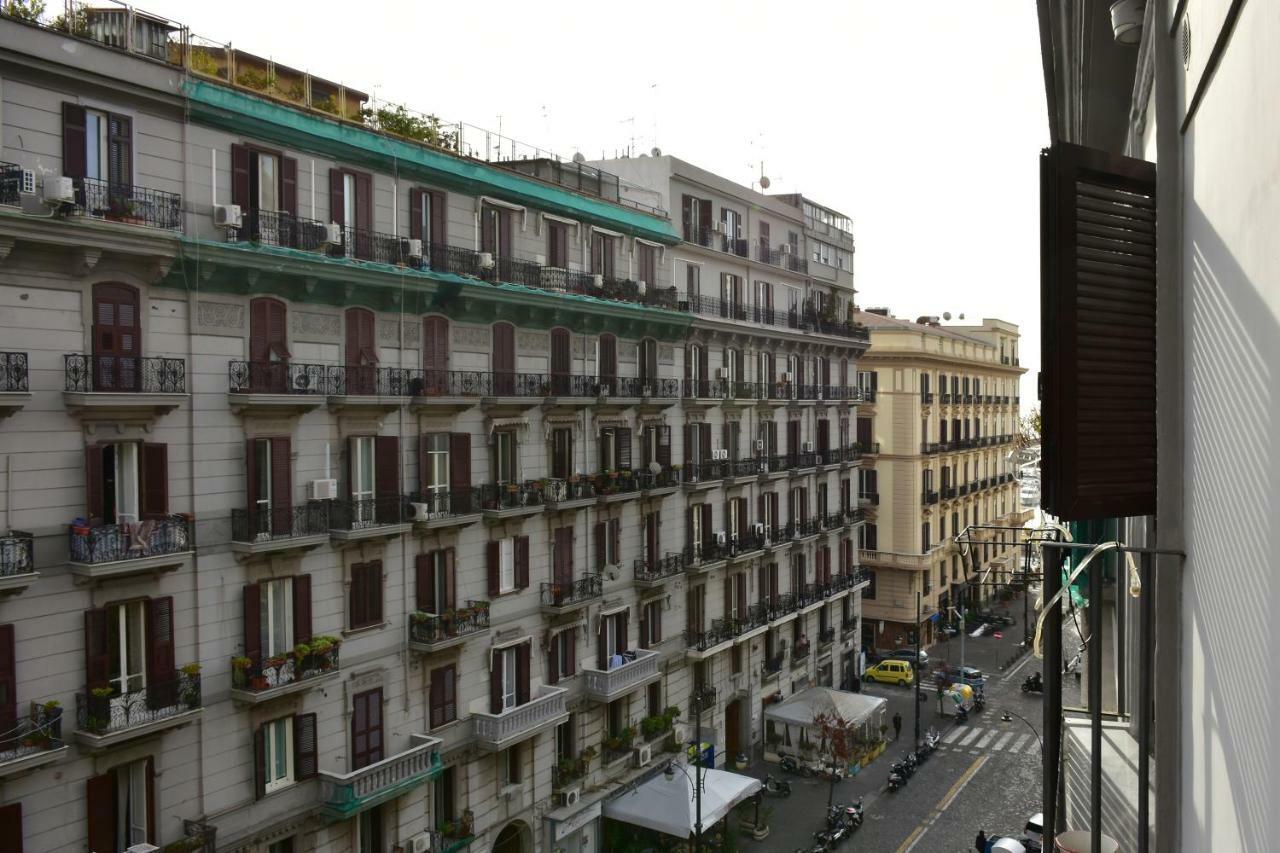 La Corte Dei Borboni By Dimorra Naples Extérieur photo