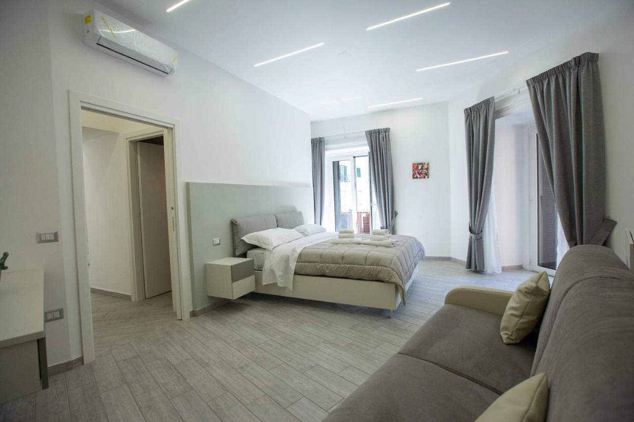 La Corte Dei Borboni By Dimorra Naples Extérieur photo